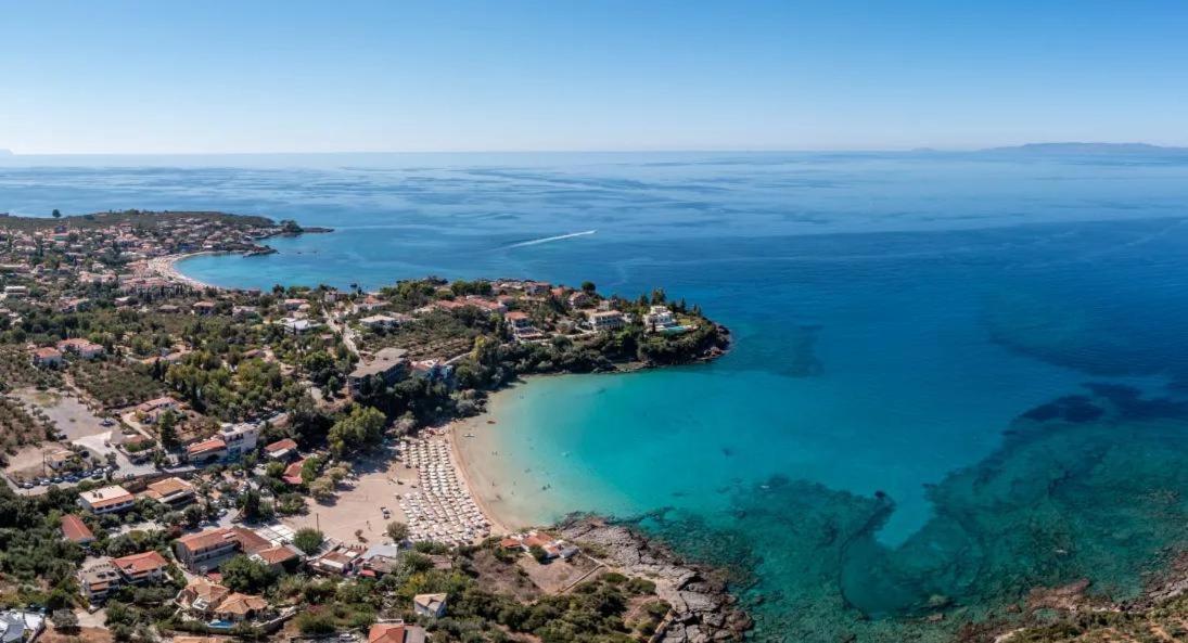Villa Dioni Ena Пиргос Экстерьер фото